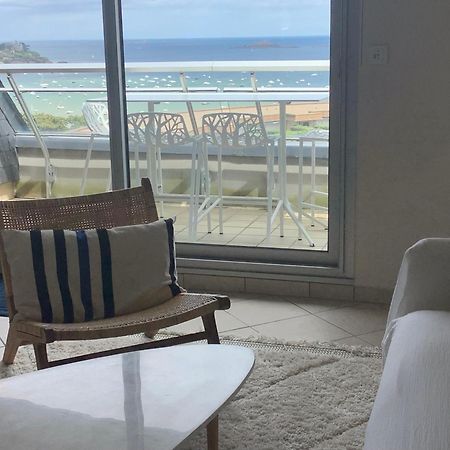 Heol - Appartement 2 Chambres - Vue Mer Et Parking Dinard Kültér fotó