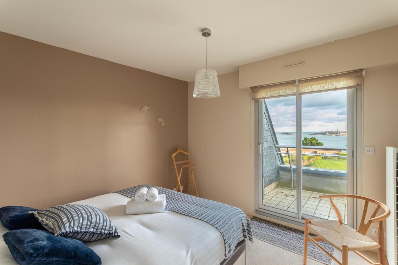 Heol - Appartement 2 Chambres - Vue Mer Et Parking Dinard Kültér fotó