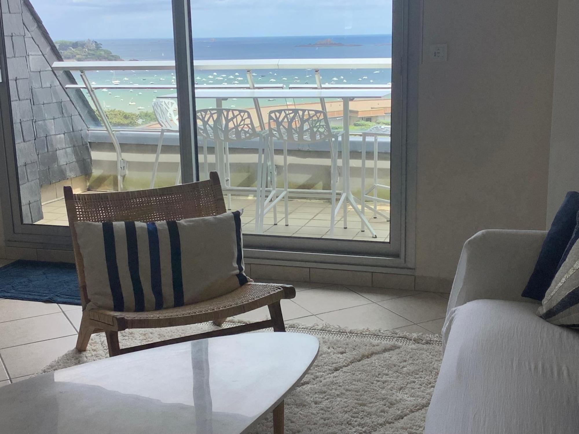 Heol - Appartement 2 Chambres - Vue Mer Et Parking Dinard Kültér fotó